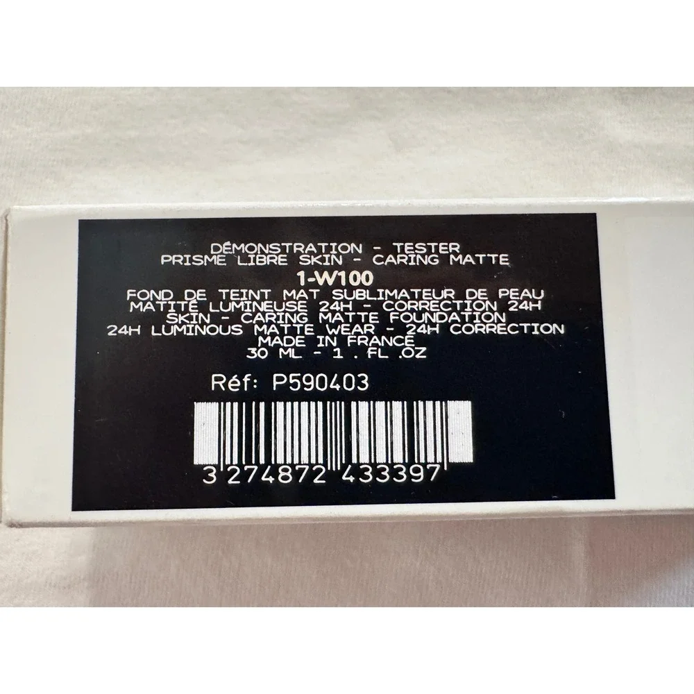 Givenchy‎ Prisme Libre Skin-Caring Matte Foundation 1-W100 1oz New